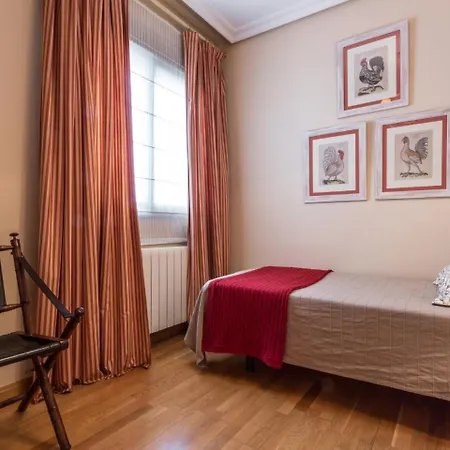 Apartment Prado De San Sebastian Seville